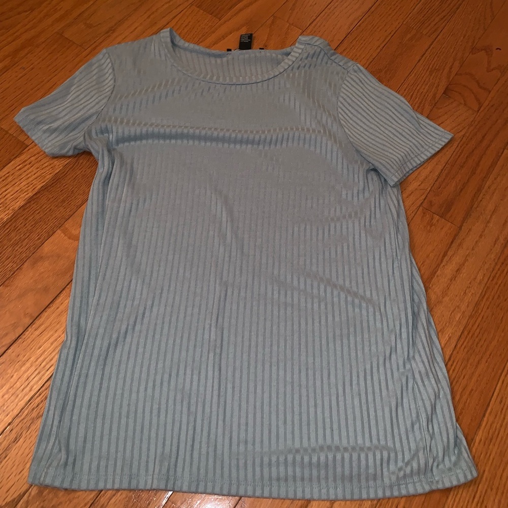 FOREVER 21 SHIRT
